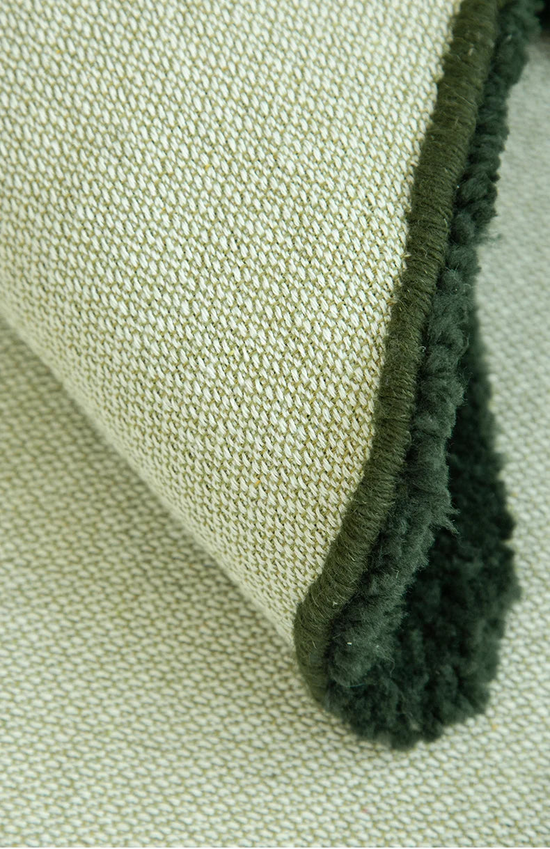 Grüner Hochflor Teppich